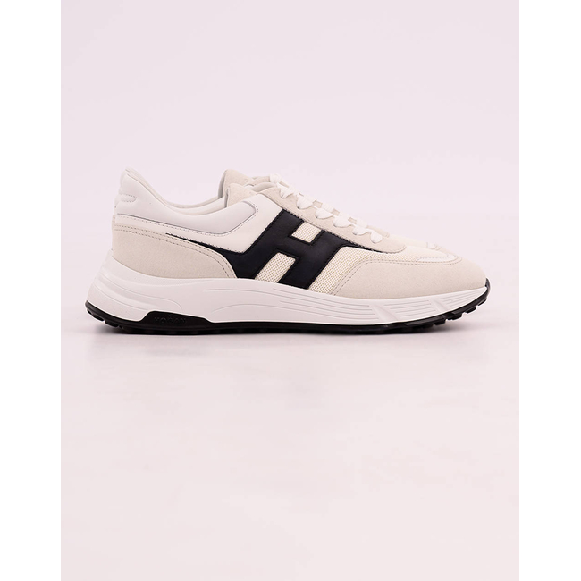Product HOGAN SNEAKER base image