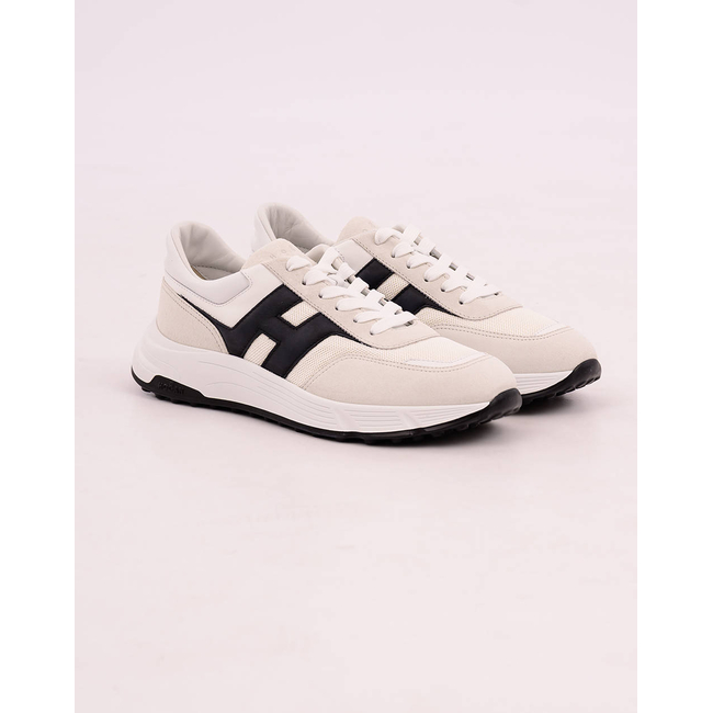 Product HOGAN SNEAKER base image