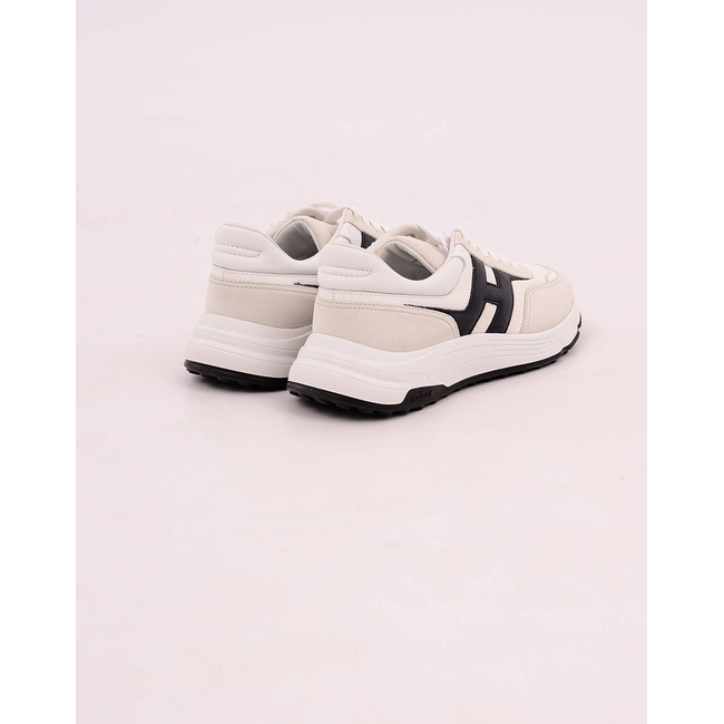 Product HOGAN SNEAKER base image
