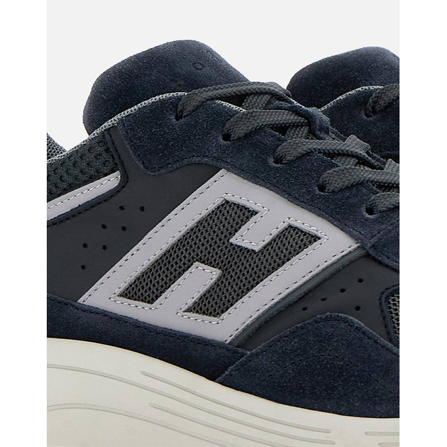 Product HOGAN SNEAKER base image