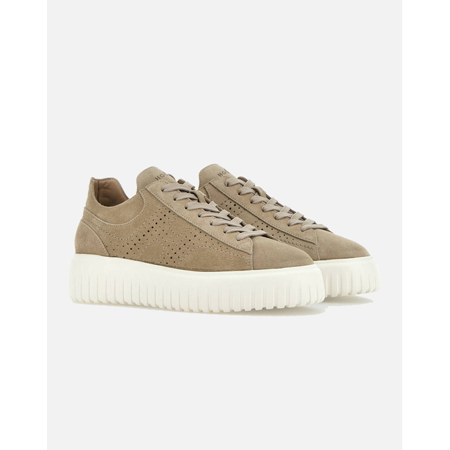 Product HOGAN SNEAKER base image