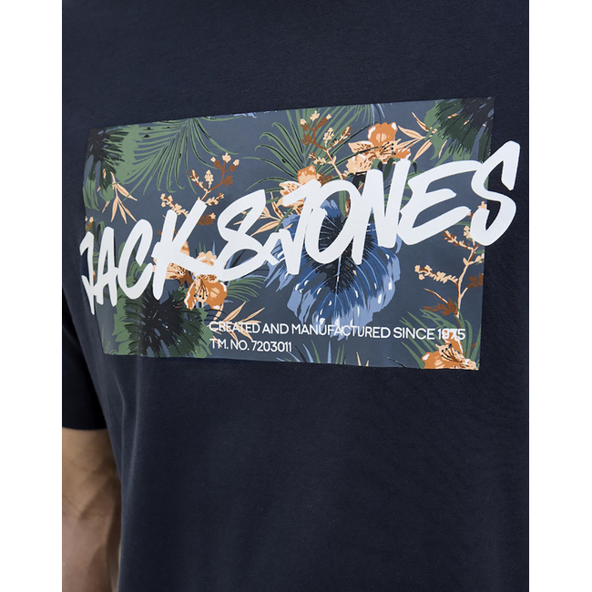 Product JACK&JONES JJHAWAII SHAPE TEE SS CREW NECK LN base image