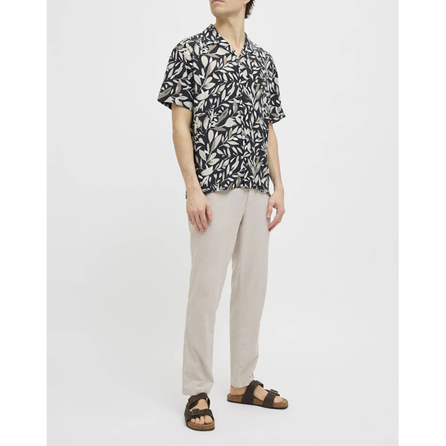Product JJ REBEL JREBBERN RESORT SHIRT SS base image