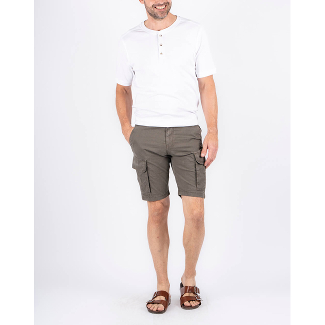 Product PREEND Allan AOP Shorts base image