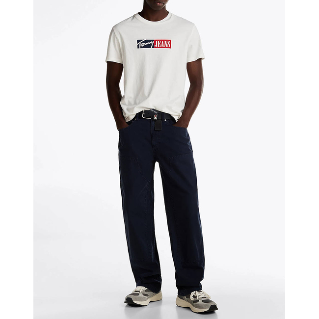 Product TOMMY JEANS TJM SLIM ENTRY GRAPHIC TEE EXT base image
