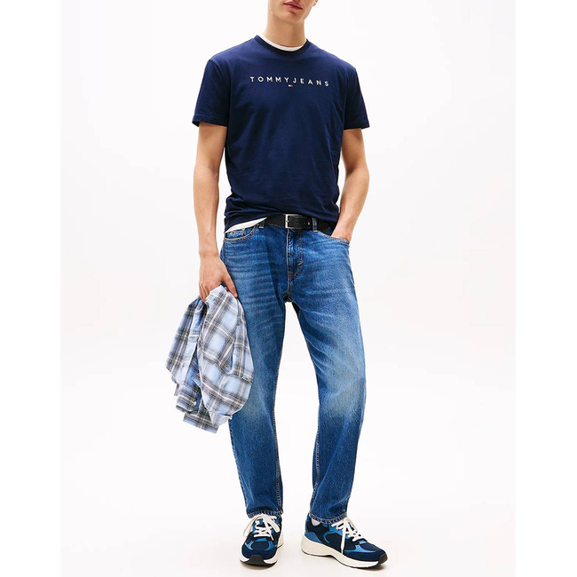 Product TOMMY JEANS TJM REG LINEAR LOGO TEE EXT base image