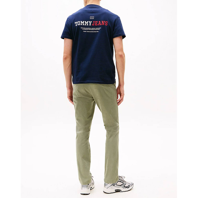 Product TOMMY JEANS TJM REG DNA GRAPHIC TEE EXT base image