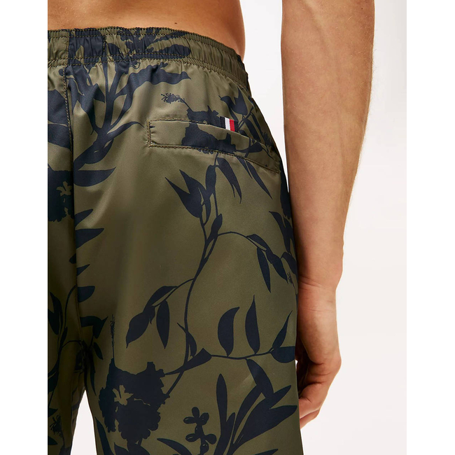 Product TOMMY HILFIGER MEDIUM DRAWSTRING PRINT base image