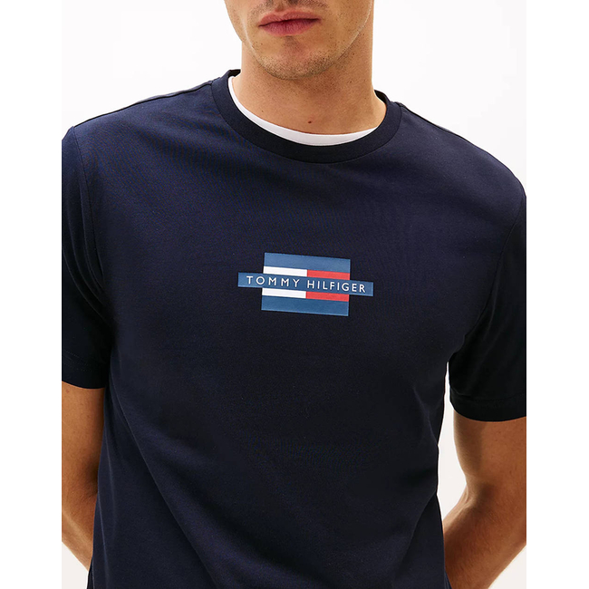 Product TOMMY HILFIGER FLAG BOX TEE base image