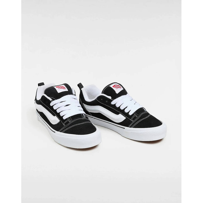 Product VANS Knu Skool base image