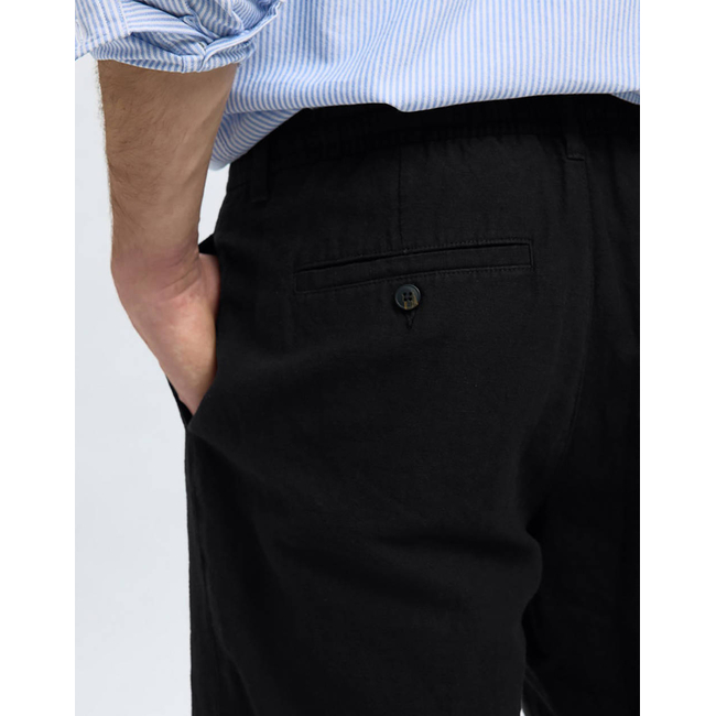 Product SELECTED SLHREGULAR-LEROY LINEN BLD SHORTS NOOS base image