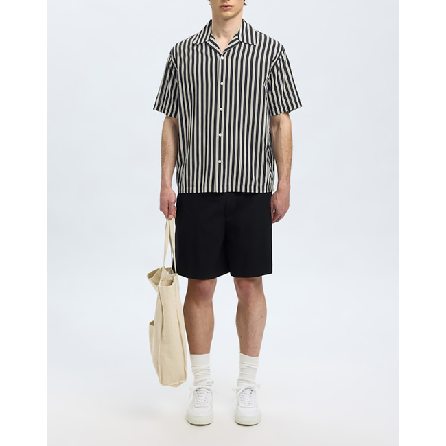 Product SELECTED SLHRLXAIR MIX SS SHIRT base image