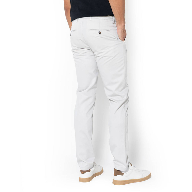 Product THE BOSTONIANS REGULAR FIT POPLIN CHINOS base image