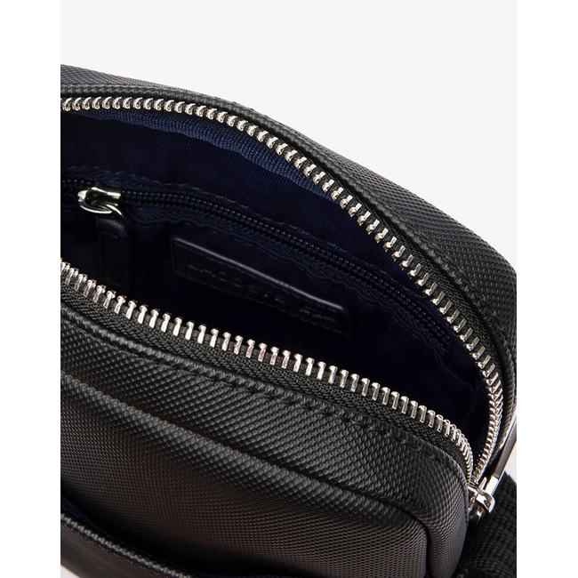 Product LACOSTE ΤΣΑΝΤΑ ΦΩΤΟΓΡΑΦΙΚΗΣ ΜΗΧΑΝΗΣ (Διαστάσεις: 15 x 20.5 x 4εκ.) base image