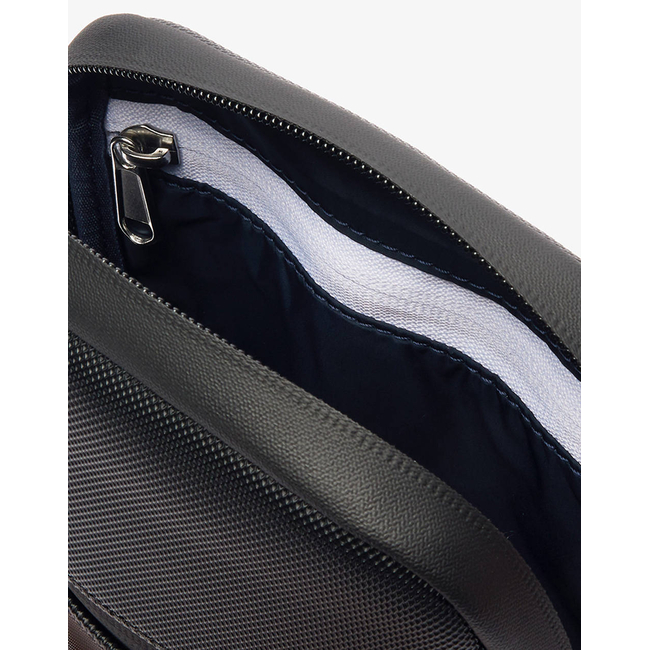 Product LACOSTE ΤΣΑΝΤΑ S FLAT CROSSOVER BAG base image