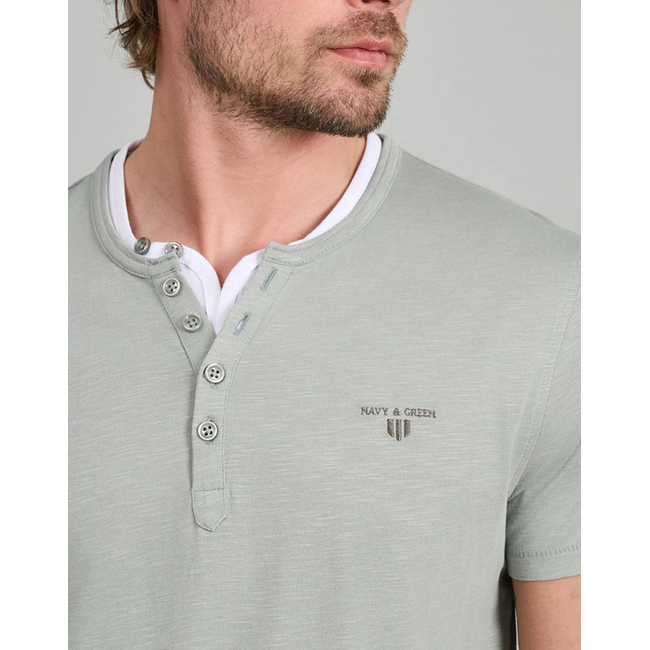 Product NAVY&GREEN V-NECK T-SHIRT WITH BUTTONS base image