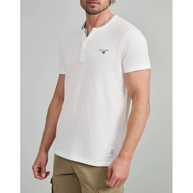 Product NAVY&GREEN V-NECK T-SHIRT WITH BUTTONS base image