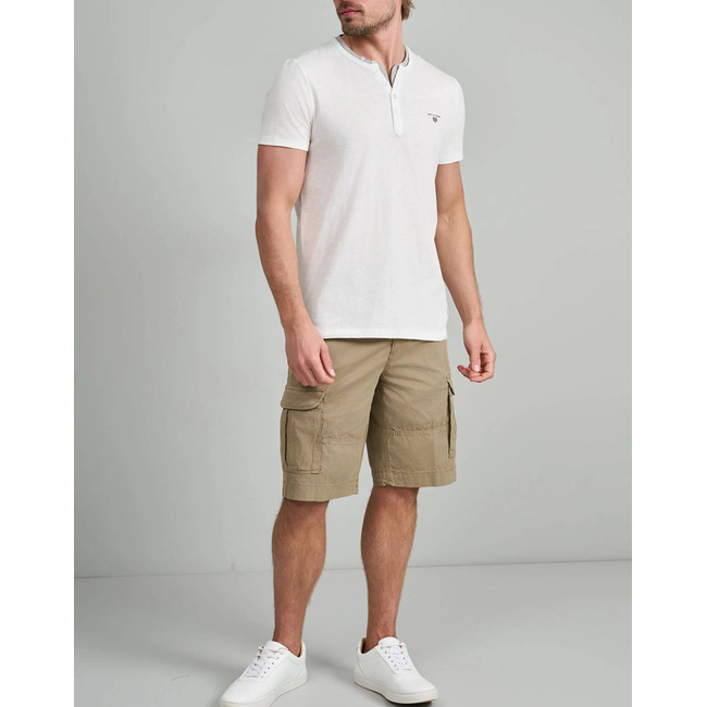 Product NAVY&GREEN V-NECK T-SHIRT WITH BUTTONS base image