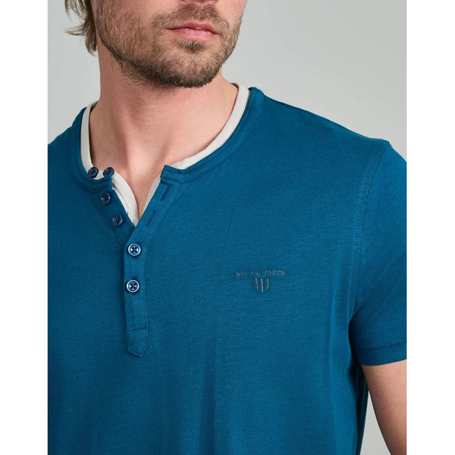 Product NAVY&GREEN V-NECK T-SHIRT WITH BUTTONS base image