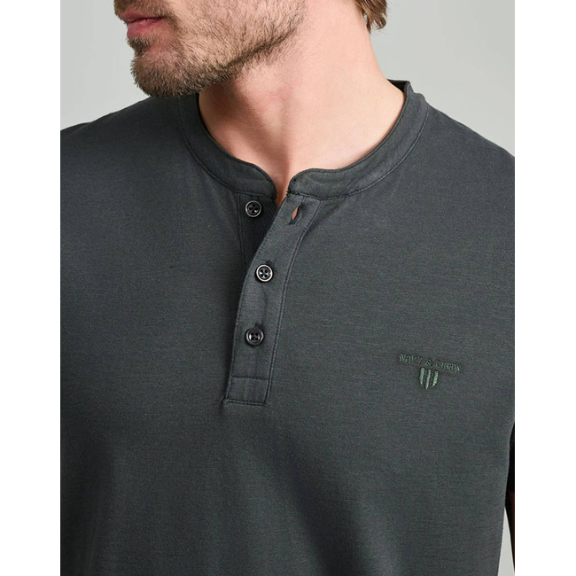 Product NAVY&GREEN V-NECK T-SHIRT WITH BUTTONS base image