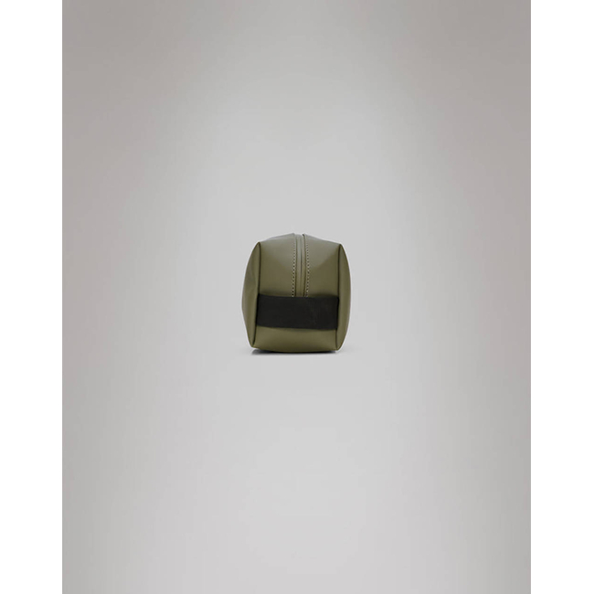 Product RAINS Wash Bag Small W3 (Διαστάσεις: 13 x 11 x 21εκ.) base image