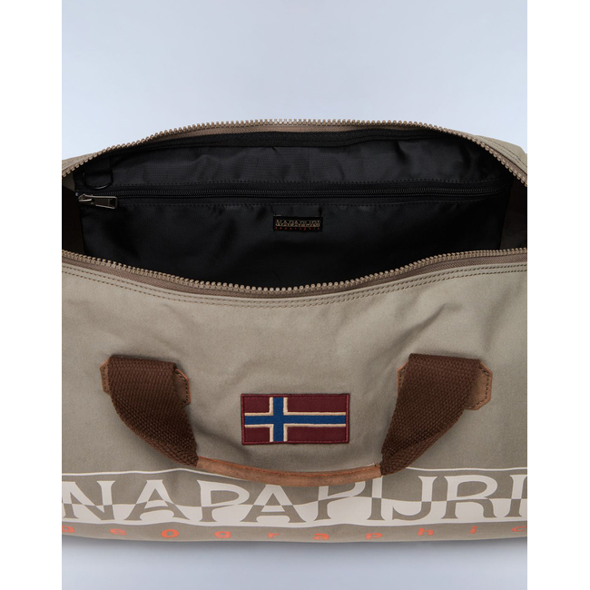 Product NAPAPIJRI BERING 3 (Διαστάσεις: 60 x 32εκ.) base image