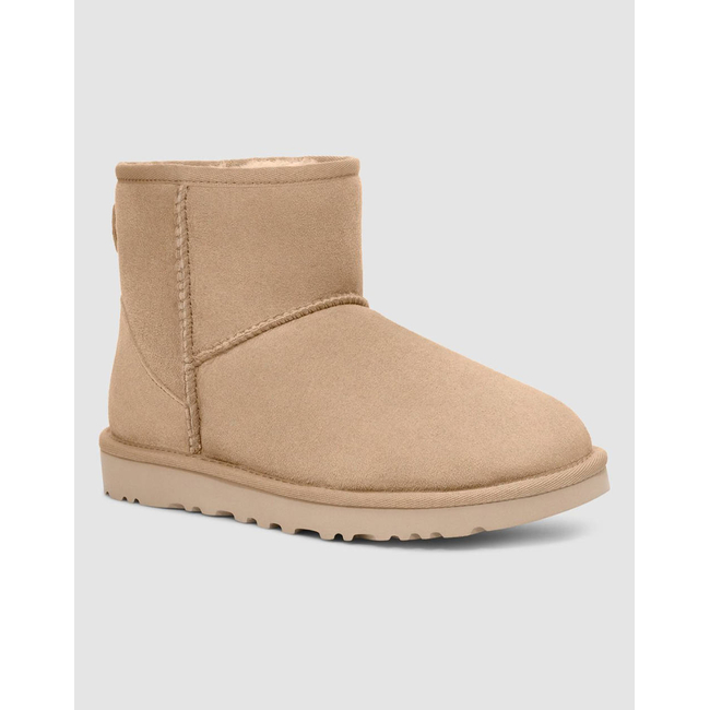 Product UGG Classic Mini II base image