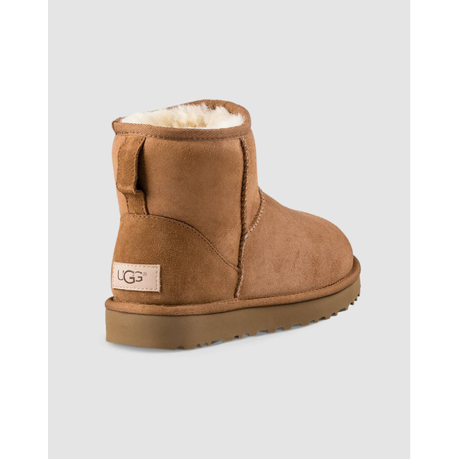 Product UGG Classic Mini II base image
