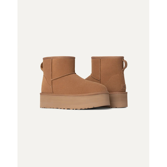 Product UGG Classic Mini Platform base image