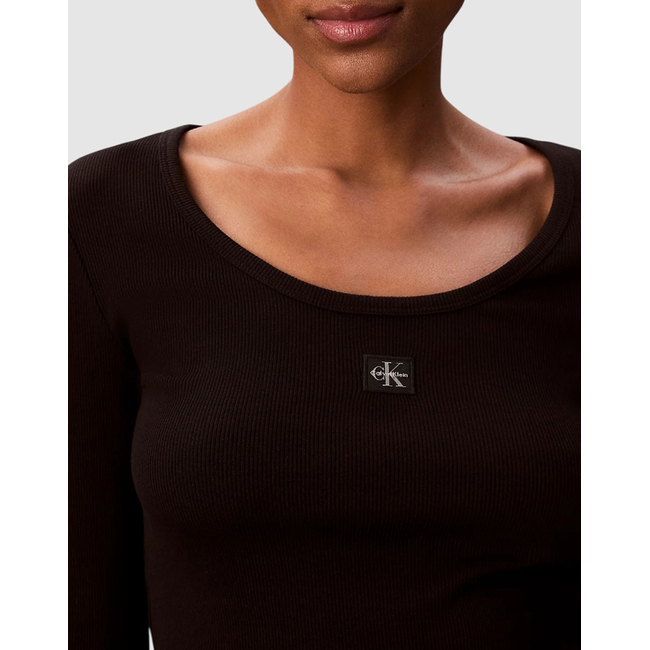 Product CALVIN KLEIN JEANS LS WOVEN LABEL 2X2 RIB SCOOP NEC base image