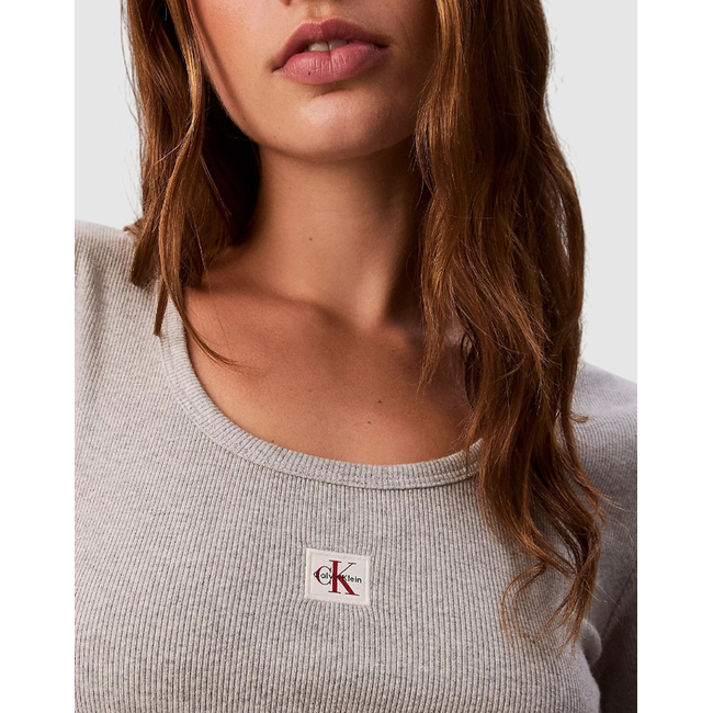 Product CALVIN KLEIN JEANS LS WOVEN LABEL 2X2 RIB SCOOP NEC base image