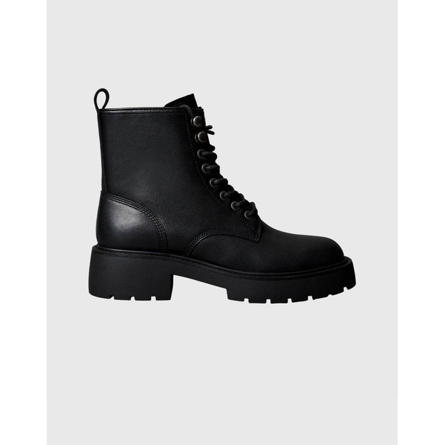 Product CALVIN KLEIN CHUNKY LACE UP ZIP BOOT base image