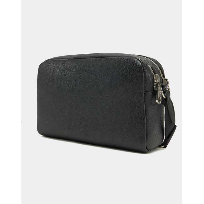 Product CALVIN KLEIN JEANS ULTRALIGHT CAMERA BAG21 PU (Dimensions: 20 x 13.5 x 7cm.) base image