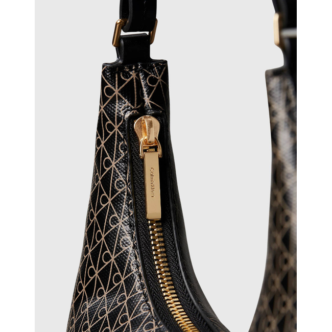 Product CALVIN KLEIN JEANS AOP SHOULDER BAG (Dimensions: 28 x 15 x 8cm.) base image