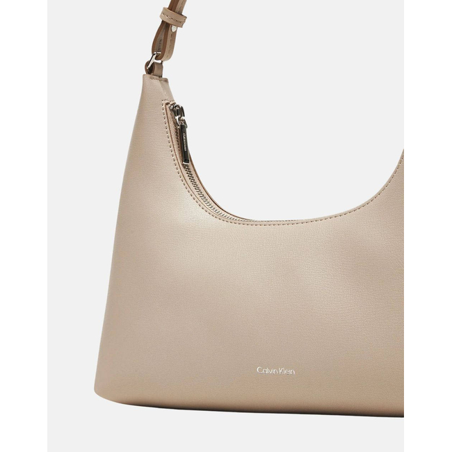 Product CALVIN KLEIN JEANS FOIL LOGO SHOULDER BAG (Διαστάσει: 30.5 x 13 x 7.5εκ.) base image