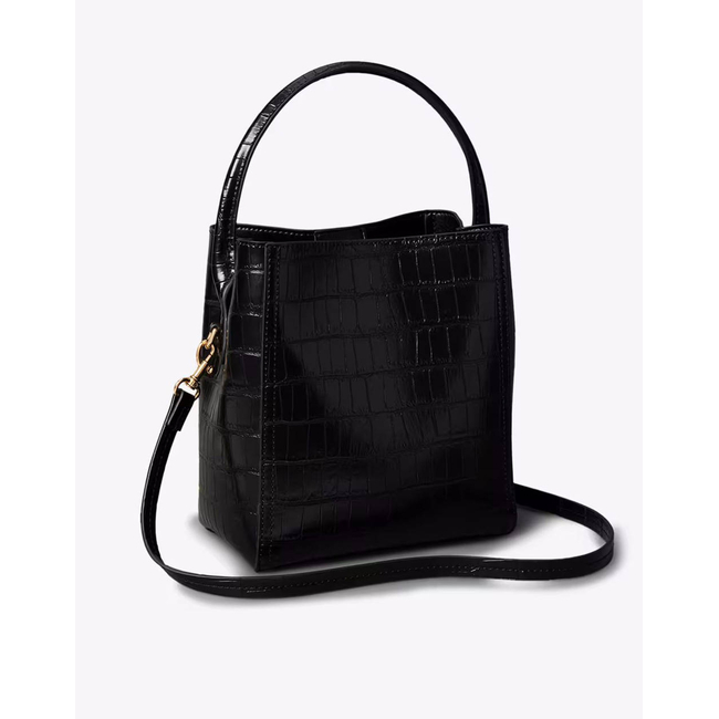 Product CALVIN KLEIN CK CROC BUCKET WITH STRAP (Διαστάσεις: 20 x 23 x 12εκ.) base image