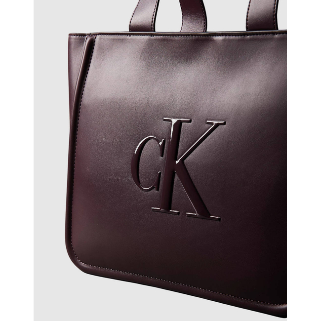 Product CALVIN KLEIN RAISED CK MEDIUM TOTE (Διαστάσεις: 33 x 27.5 x 15εκ.) base image