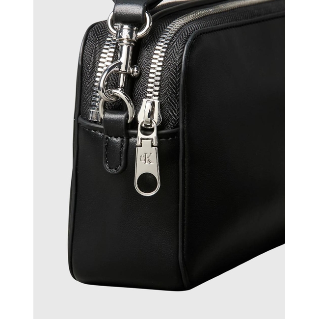 Product CALVIN KLEIN WEBBING DOUBLE STRAP CAMERA BAG base image