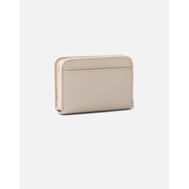 Product CALVIN KLEIN MNML MNGRM LTHR MD F(Dimensions: 8.5 x 11.5cm) base image