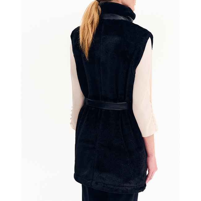 Product FOREL Sleeveless fur vest base image