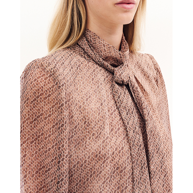 Product FOREL Blouse base image