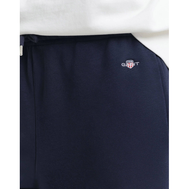 Product GANT ΠΑΝΤΕΛΟΝΙ ΦΟΥΤΕΡ REG SHIELD SWEATPANTS base image