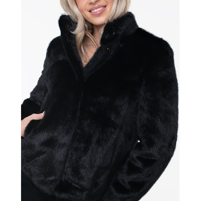 Product GUESS LUNA FAUX FUR JACKET ΜΠΟΥΦΑΝ ΓΥΝΑΙΚΕΙΟ base image