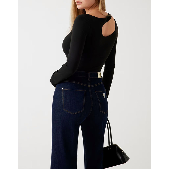 Product GUESS LS ELEANOR BUCKLE TOP ΜΠΛΟΥΖΑ ΓΥΝΑΙΚΕΙΟ base image