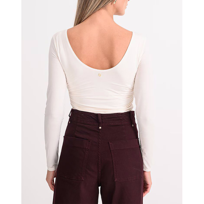 Product GUESS LS SHIRRING MAISIE TOP ΜΠΛΟΥΖΑ ΓΥΝΑΙΚΕΙΟ base image