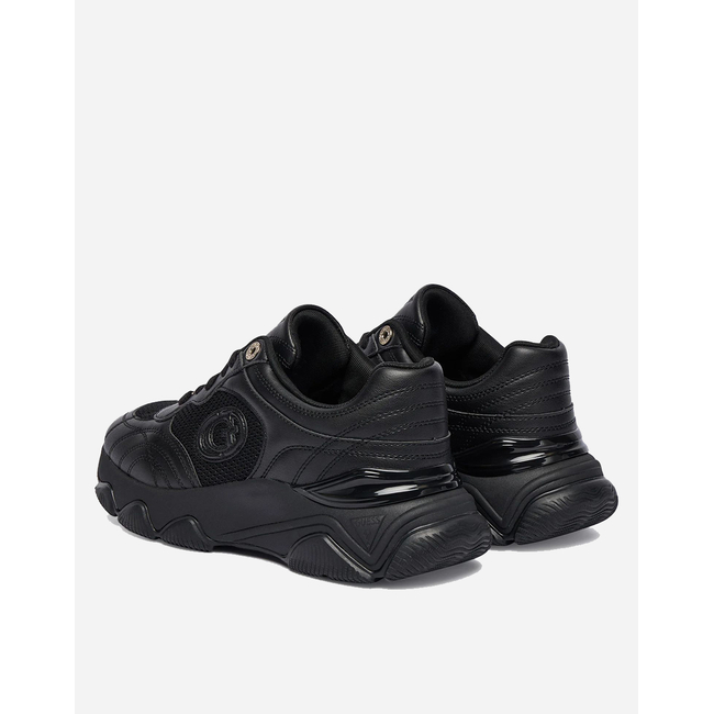 Product GUESS MORRIZ ΠΑΠΟΥΤΣΙ ΓΥΝΑΙΚΕΙΟ base image