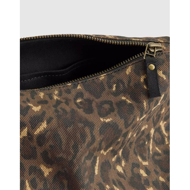 Product LEVIS ALI SMALL SHOULDER BAG OV base image