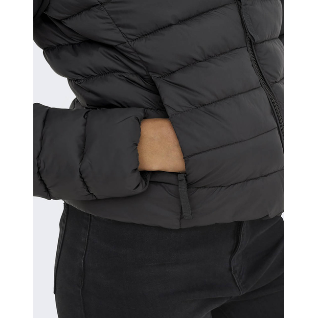 Product ONLY ONLTAHIA LW QUILTED JACKET OTW NOOS base image