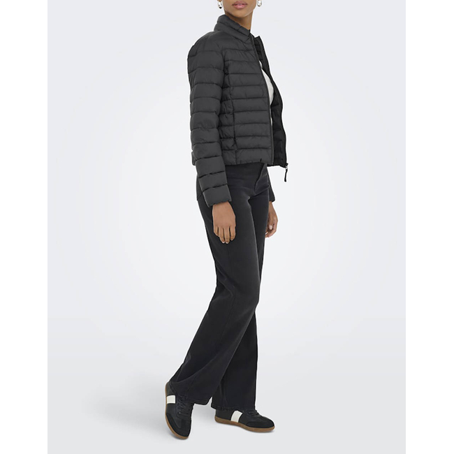 Product ONLY ONLTAHIA LW QUILTED JACKET OTW NOOS base image