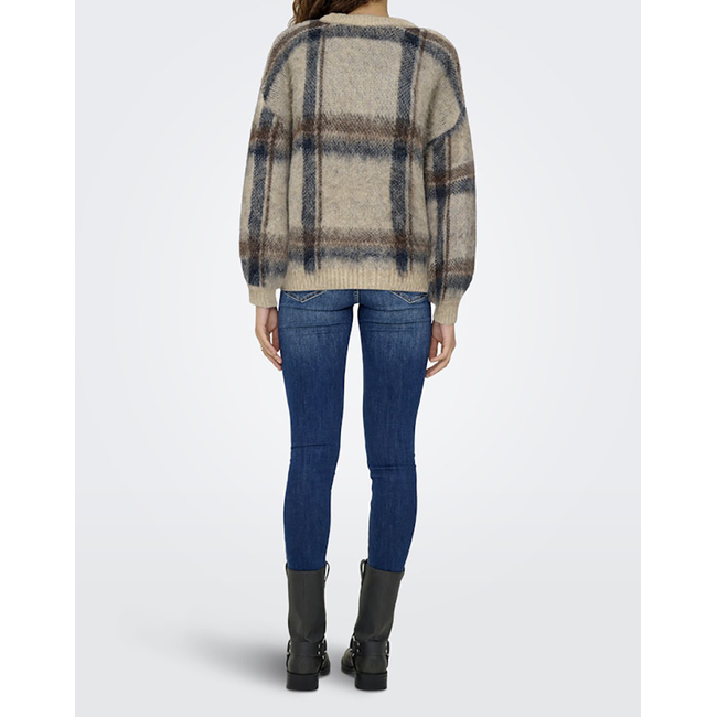 Product ONLY ONLMARION LIFE LS O-NECK KNT base image